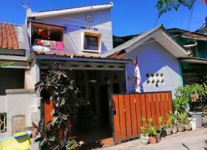 Jual rumah di Komplek Griya Bandung Asri GBA Bojongsoang Bandung lokasi di ",
          price: `595000000`,
          currency: `IDR`
    };


    let pageData = {
        viewPhoneModalField: , tersedia melalui melalui situs Lamudi