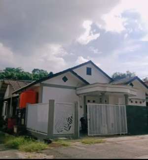 Jual Rumah di sempaja, samarinda lokasi di Samarinda Ilir, tersedia melalui melalui situs Olx