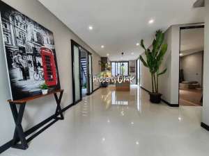 Jual Rumah Di Versailles Residence BSD Dekat Bintaro Dan Gading Serpong lokasi di Bumi Serpong Damai, tersedia melalui melalui situs Olx