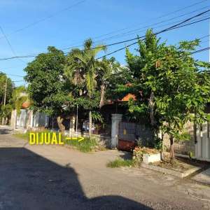 JUAL RUMAH EX USAHA DAERAH RUNGKUT - DEPAN UPN COCOK UNTUK BANGUN KOS lokasi di Rungkut, tersedia melalui melalui situs Olx