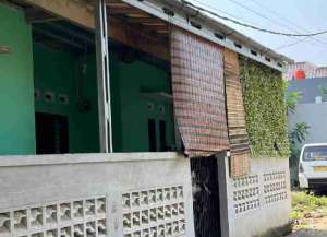 jual rumah siap huni lokasi di ",
          price: `550000000`,
          currency: `IDR`
    };


    let pageData = {
        viewPhoneModalField: , tersedia melalui melalui situs Lamudi