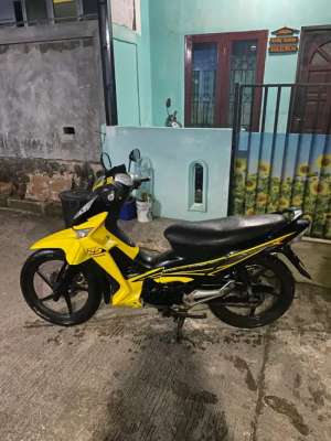 Jual bekas jual supra x 125 tahun 2010 surat lengkap pajak plat hidup,lokasi di Sagulung
