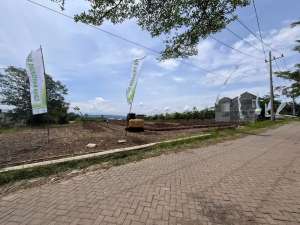 Kavling Bebas Desain, Lokasi Strategis BANDULAN MALANG lokasi di Klojen, tersedia melalui melalui situs Olx