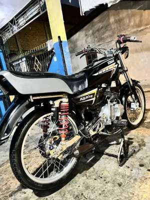 Jual bekas King 2004 lengkap semicrome bening xxx,lokasi di Medan Barat