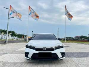 Jual bekas KM 16 RIBU Honda Civic RS Turbo Sensing Putih 2023 FULL BODY PPF,lokasi di 