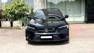 Jual bekas Km28rb honda civic rs sedan 2023 hitam pajak panjang,lokasi di 