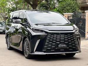 Jual bekas Lexus LM350h VIP 4seater 4rb KM 2024 brand new with second price,lokasi di 