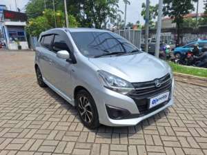Jual bekas LOW DP Daihatsu Ayla 1.2 X Bensin-AT 2017 WYK,lokasi di 