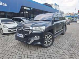 Jual bekas LOW DP Toyota Land Cruiser 4.5 V8 Solar-AT 2014 RFS,lokasi di 