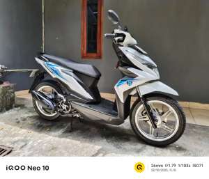 Jual bekas LOW KMHONDA BEAT FI 2018 ECO CBS GOOD CONDITIONS PAJAK BARU BAYAR,lokasi di Pasar Minggu