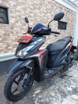 Jual bekas menerima dan membeli vario 2013 tua muda,lokasi di Daan Mogot