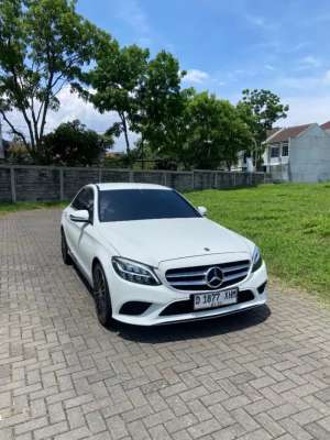 Jual bekas MERCEDES BENZ C200 AT CKD 2019,lokasi di 