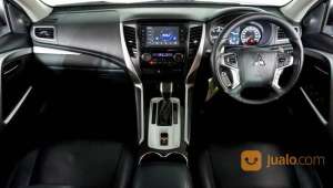 Jual bekas Mitsubishi Pajero Sport 2.4 Dakar 4x2 AT 2019 Abu-Abu,lokasi di Kota Bekasi