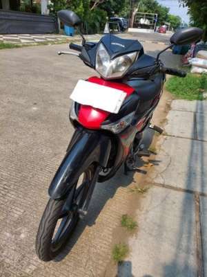 Jual bekas MOTOR HONDA SUPRA 125 CC TH 2013. BARANG ORISINIL . LANGSUNG BISA DIPAKAI. HARGA MURAH.,lokasi di Kota Jakarta Timur