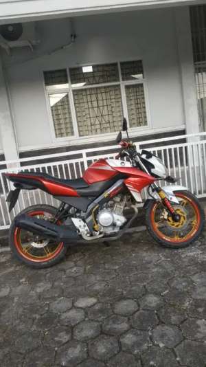 Jual bekas MOTOR VIXION 2014,lokasi di Langkapura