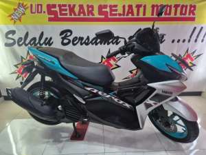 Jual bekas New Yamaha Aerox 155cc std blue core,lokasi di Graha
