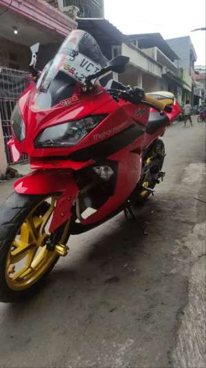 Jual bekas NINJA 250 WARNA MERAH TAHUN 2013 2 CILINDER,lokasi di Bojongloa Kaler
