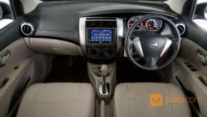 Jual bekas Nissan Grand Livina 1.5 SV AT 2013 Merah,lokasi di Kota Bekasi