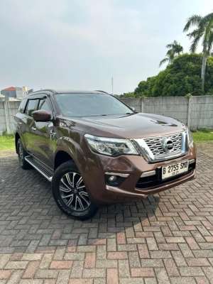 Jual bekas Nissan Terra VL AT 2018 PMK 2019,lokasi di 