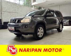 Jual bekas Nissan X-Trail 2.5 AT 2010,lokasi di 