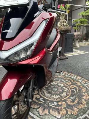 Jual bekas Pcx 160 abs roadsync 2025 type terlengkap,lokasi di Denpasar Utara