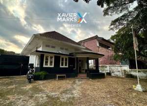 Perfect Choice Rumah Kolonial Area Ijen Super Rare Tengah Kota Malang lokasi di bunulrejo, tersedia melalui melalui situs Lamudi