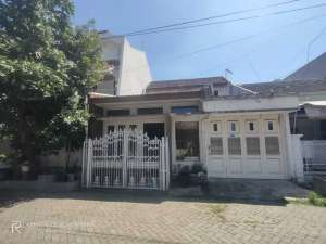 PERUM GUNUNGSARI INDAH BLOK AB NO 24, KEDURUS, KARANGPILANG SURABAYA lokasi di Jambangan, tersedia melalui melalui situs Olx