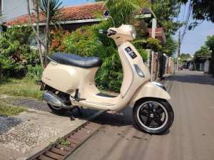 Jual bekas PIAGGIO LX 125 TAHUN 2011,lokasi di Setu