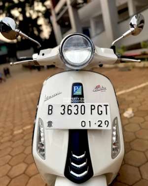 Jual bekas PIAGGIO VESPA PRIMAVERA 150 iGET ABS FACELIFT 2018,lokasi di Kelapa Gading