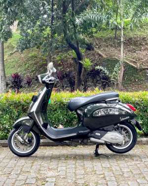 Jual bekas PIAGGIO VESPA SPRINT 150 iGET 2016,lokasi di Cibeureum