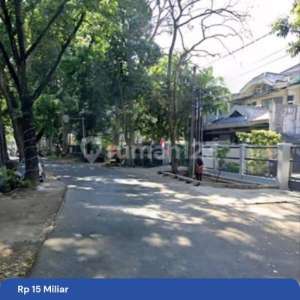 Prime Location Rumah Lama Terawat, Cocok Untuk Kantor Dan Tempat Usaha , tersedia melalui melalui situs Rumah123