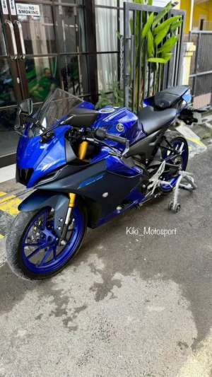 Jual bekas R15v4 2023 plat R istimewa siapa cepat bosku,lokasi di Kroya
