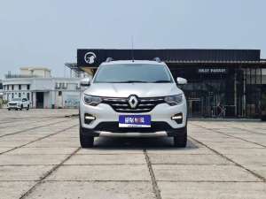 Jual bekas Renault Triber 1.0 RXZ Matic 2021 Km 33rb Tangan 1,lokasi di 