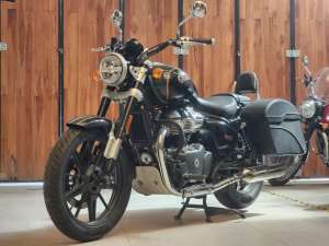 Jual bekas ROYAL ENFIELD SUPER METEOR 650cc,lokasi di Kejaksan