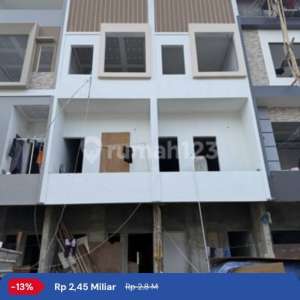 Ruko Baru 3 Lantai Row 2 Mobil Strategis Jelambar Jakarta Barat , tersedia melalui melalui situs Rumah123