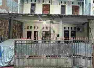 ruma 4kt di jaktim, billy moon pondok kelapa duren sawit lokasi di pondok-kelapa-1, tersedia melalui melalui situs Lamudi