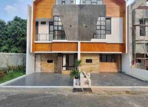 Rumah 2 Lantai Bergaya Scandinavian Di Cilangkap Tapos Kota Depok lokasi di ",
          price: `980000000`,
          currency: `IDR`
    };


    let pageData = {
        viewPhoneModalField: , tersedia melalui melalui situs Lamudi