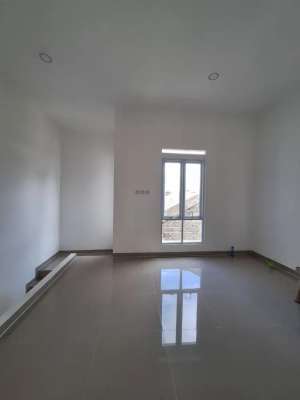 Rumah 2 lantai Cantik dan Nyaman di Pamulang Tangerang Selatan lokasi di Pamulang, tersedia melalui melalui situs Olx