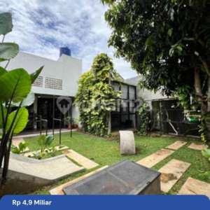 Rumah 2 Lantai Design Modern Halaman LuasAsri , tersedia melalui melalui situs Rumah123