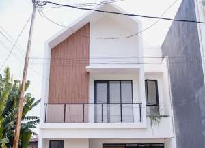 RUMAH 2 LANTAI DI DALAM CLUSTERBANGUNAN BARU DI JAKARTA SELATAN lokasi di jagakarsa, tersedia melalui melalui situs Lamudi