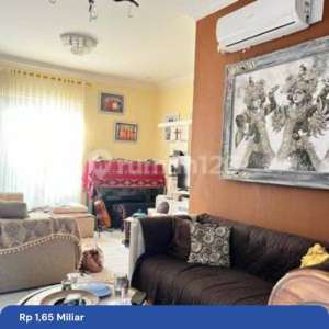 Rumah 2 Lantai luas 152m2 Legenda Wisata Zona Picasso Cibubur , tersedia melalui melalui situs Rumah123