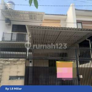 RUMAH 2 LANTAI SIAP HUNI BAGUS DAN TERAWAT LOKASI STRATEGIS WISMA KEDUNG ASEM RUNGKUT , tersedia melalui melalui situs Rumah123