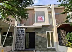RUMAH 2 LANTAI SIAP HUNI KAHURIPAN TERRACE KAHURIPAN NIRWANA SIDOARJO lokasi di buduran, tersedia melalui melalui situs Lamudi