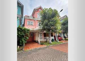 Rumah 3 Lantai di Cluster Omaha Village Lebar 6 Meter by Paramount Strategis di Gading Serpong Selangkah ke Ruko Pisa Grande lokasi di ",
          price: `1250000000`,
          currency: `IDR`
    };


    let pageData = {
        viewPhoneModalField: , tersedia melalui melalui situs Lamudi