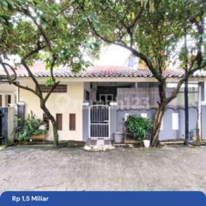 Rumah Asri Akses Dekat Bintaro Jaya Xchange Mall LT 99 Bisa KPR J26491 , tersedia melalui melalui situs Rumah123