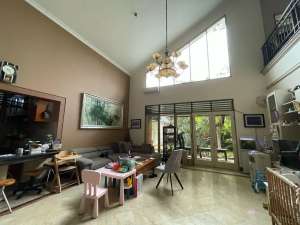 Rumah Asri di Kemanggisan dekat Binus, Jakarta Barat lokasi di Tanjung Duren, tersedia melalui melalui situs Olx