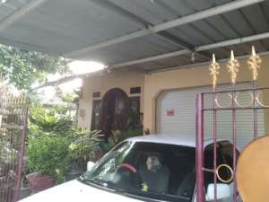 rumah Baciro dekat kampus APMD jl Timoho Yogyakarta lokasi di Gondokusuman, tersedia melalui melalui situs Olx