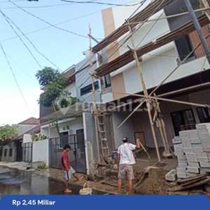 Rumah Bagus Keren Di Komplek Cipinang Jaya Harga Murah Bisa Nego , tersedia melalui melalui situs Rumah123