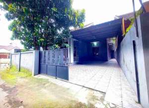 Rumah Bagus Luas Nyaman di Gagaksipat Dekat Bandara lokasi di ",
          price: `750000000`,
          currency: `IDR`
    };


    let pageData = {
        viewPhoneModalField: , tersedia melalui melalui situs Lamudi