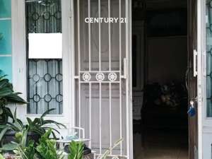 Rumah Bagus Siap Huni Di Cluster Beverly Lippo Cikarang lokasi di Cikarang Selatan, tersedia melalui melalui situs Olx